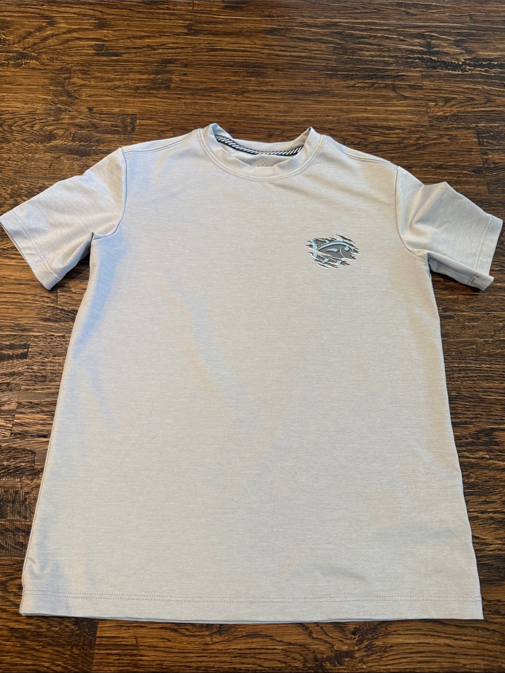 Southern Tide Gray Performance Short-Sleeve Tee with Fish Graphic - Picture 3 of 5
